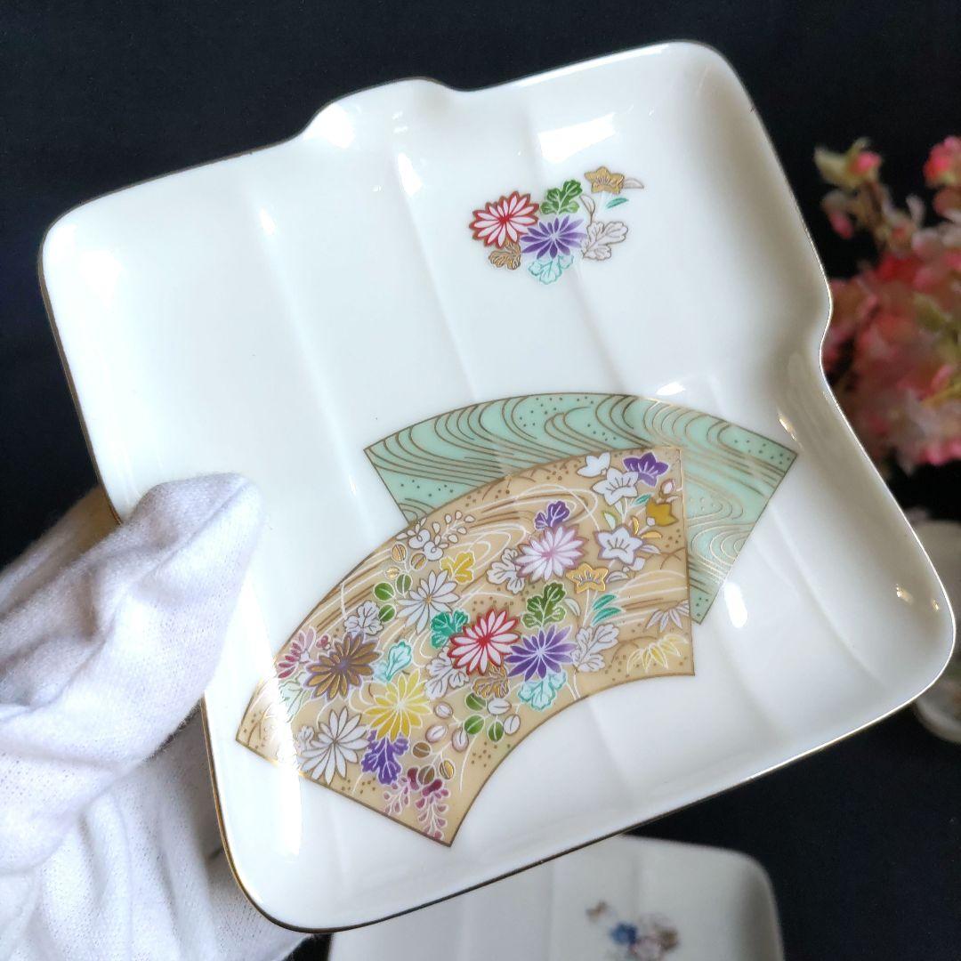 新品　千總　雛小袖　金彩色絵　菓子鉢　木箱／絵変わり　着物型小皿　紙箱　しおり付