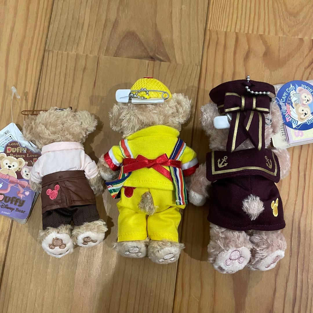 【タグ付き未使用品】ダッフィー　シェリーメイ　ぬいぐるみバッジ　ストラップ