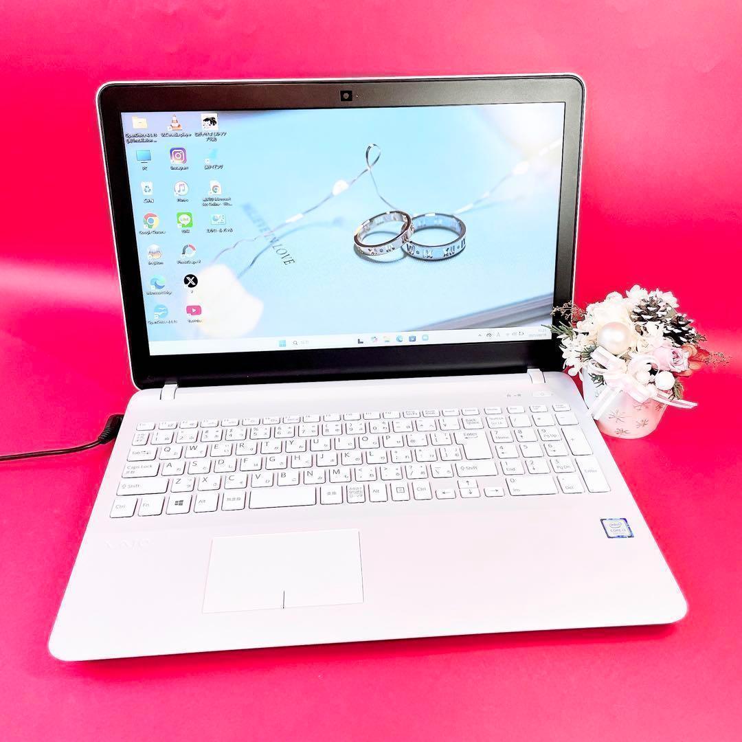 動作良好❣️すぐ使える薄型ノートパソコン✨️Windows11カメラVAIO白SSD