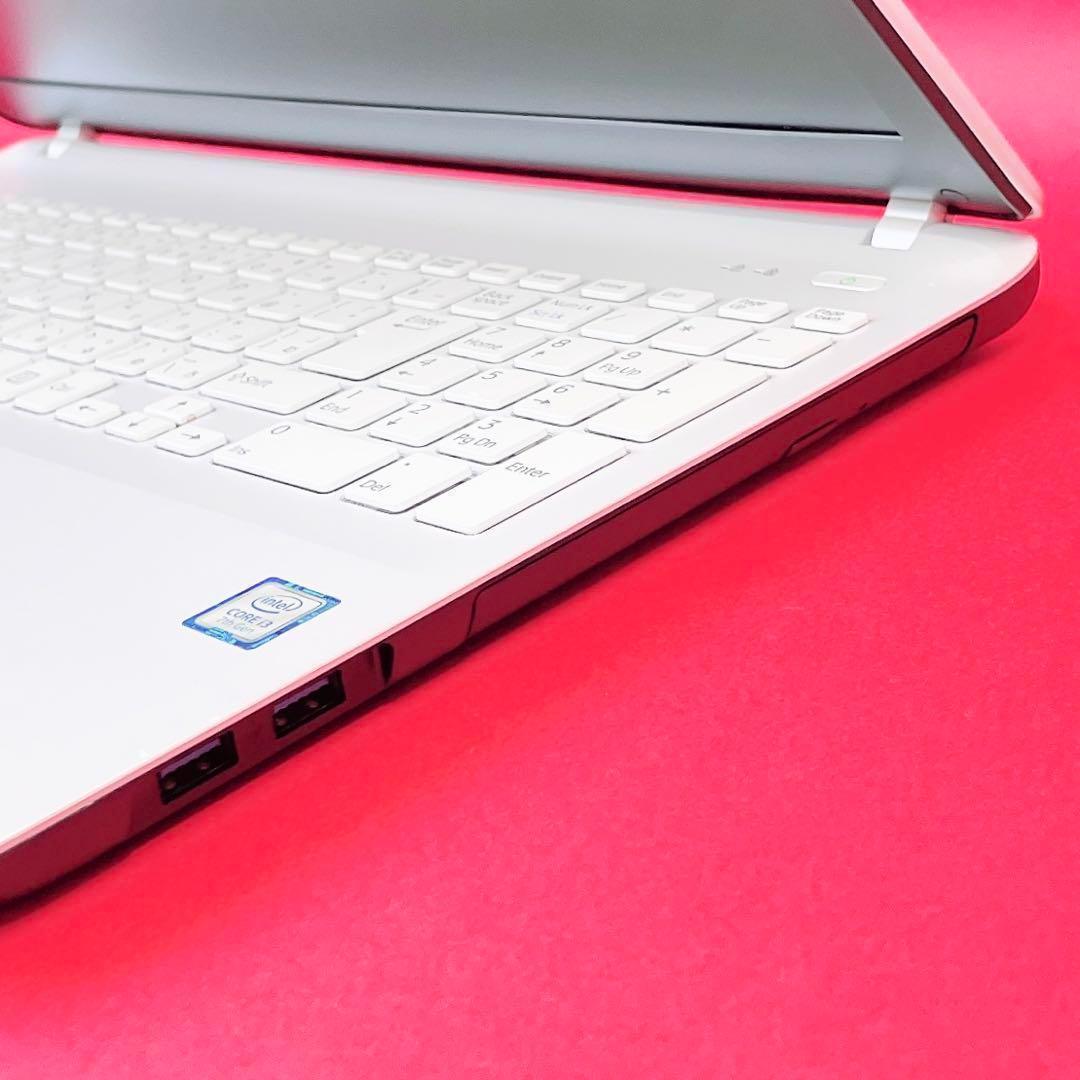 動作良好❣️すぐ使える薄型ノートパソコン✨️Windows11カメラVAIO白SSD