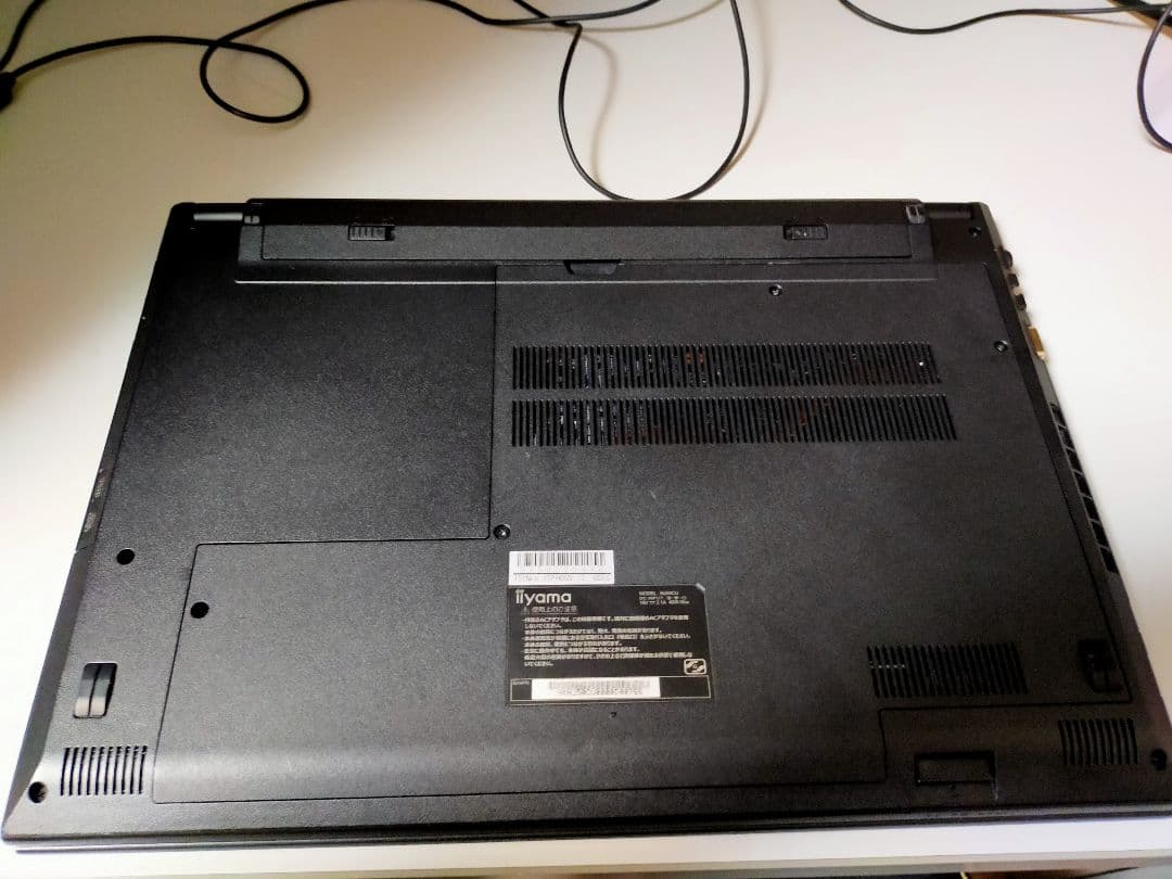 SSD搭載高性能ノートパソコン　iiyama