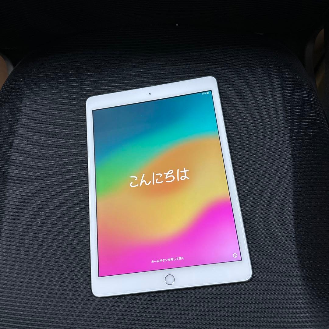 Apple iPad (第８世代) Wi-Fi 32GB シルバー