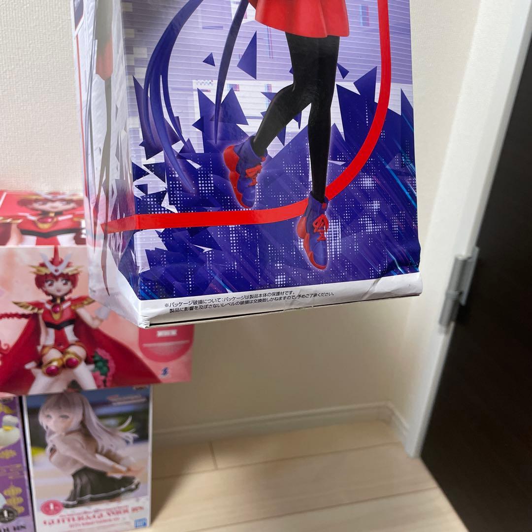 フィギュアまとめ売り　7体 箱凹みあり