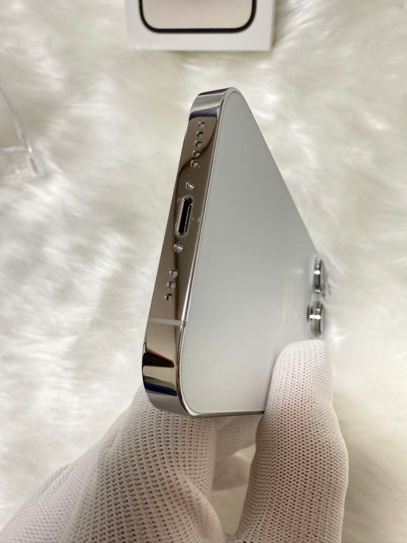 iphone 14PRO シルバー 256GB 国内版SIMフリー「美品」箱付き