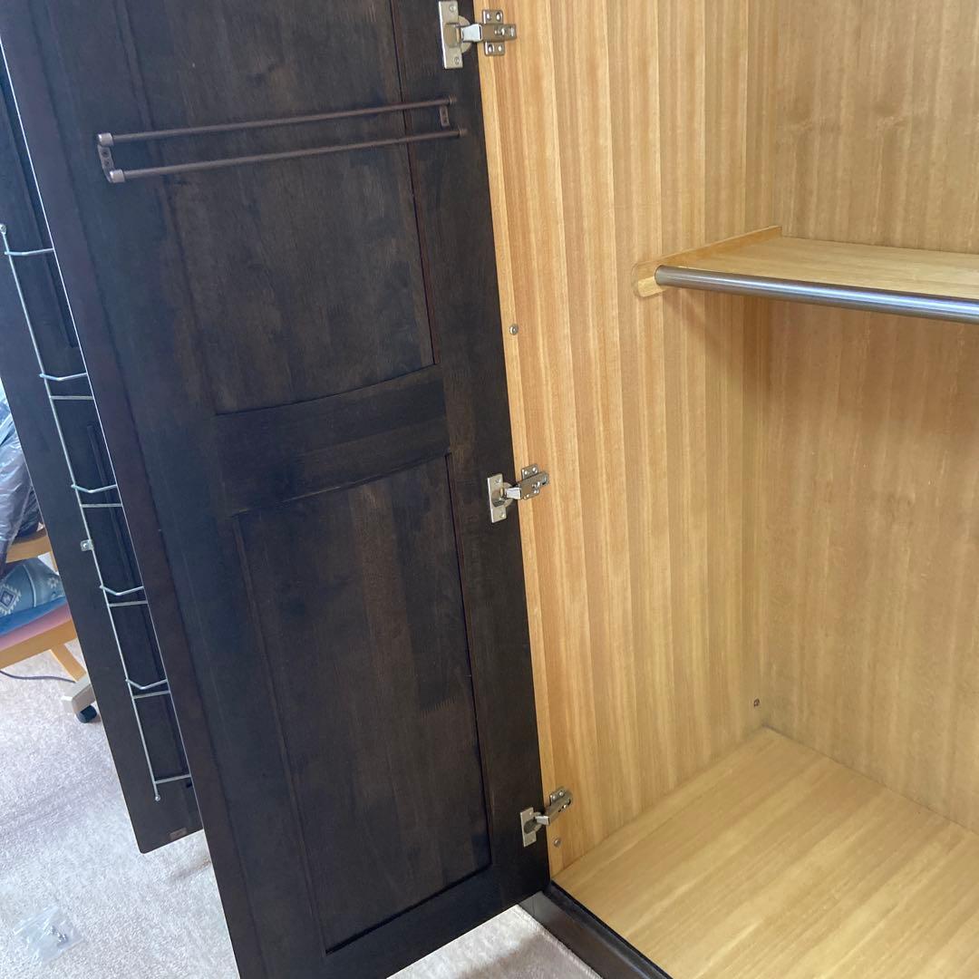 ダークブラウン 3扉タンス