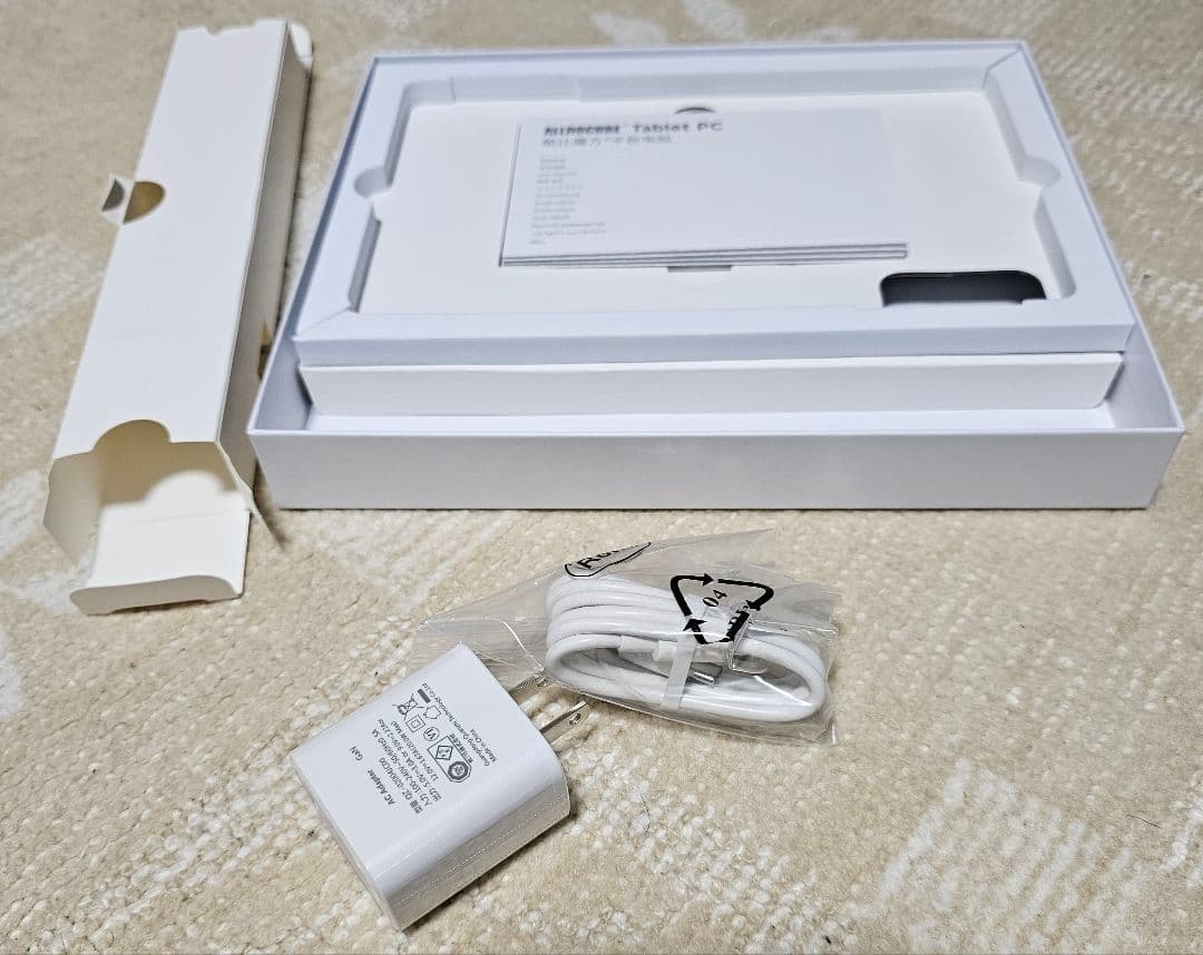 ALLDOCUBE iPlay70 mini Ultra 本体 元箱