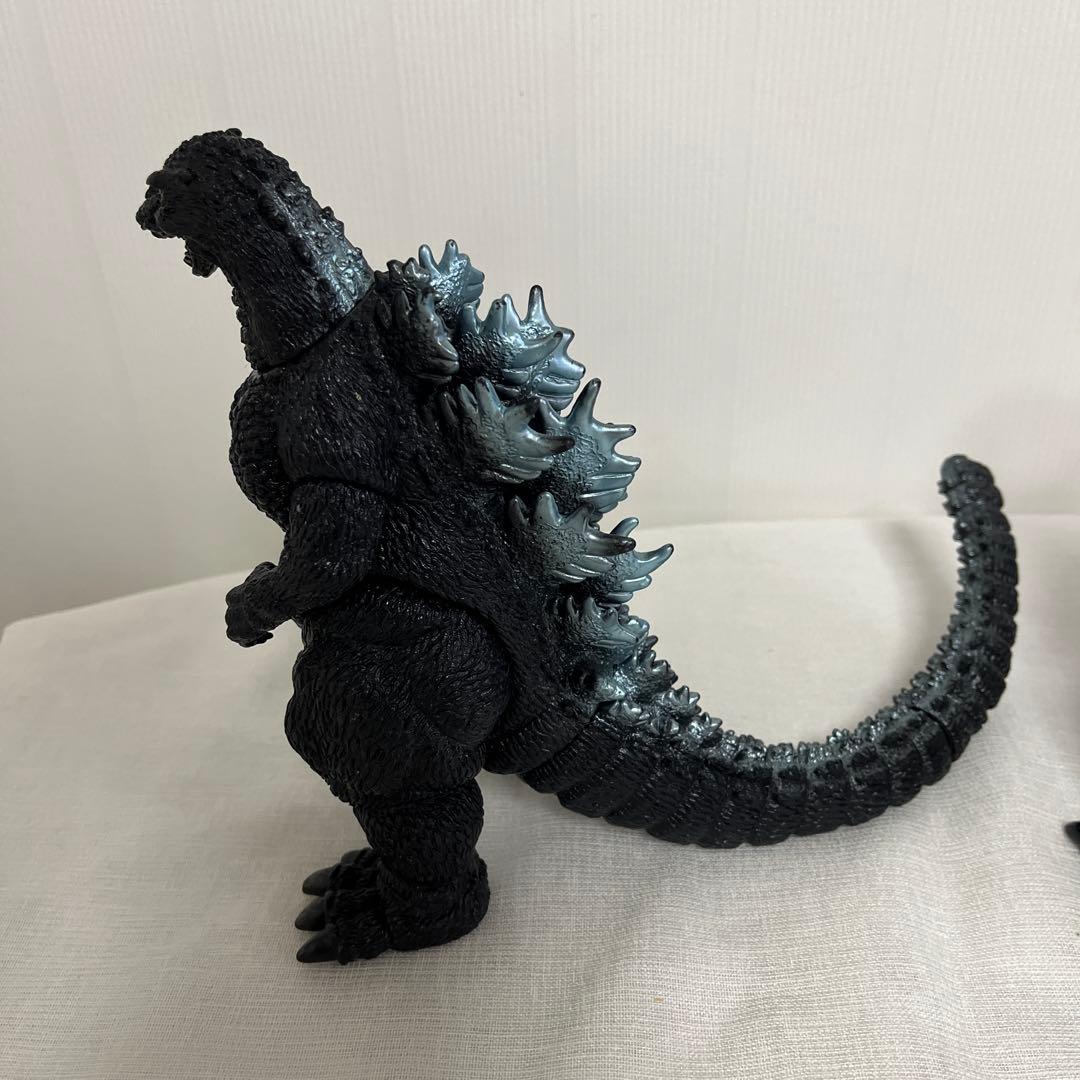 ゴジラ　フィギュア2体　日本製　東宝映画　バンダイ　ソフビ