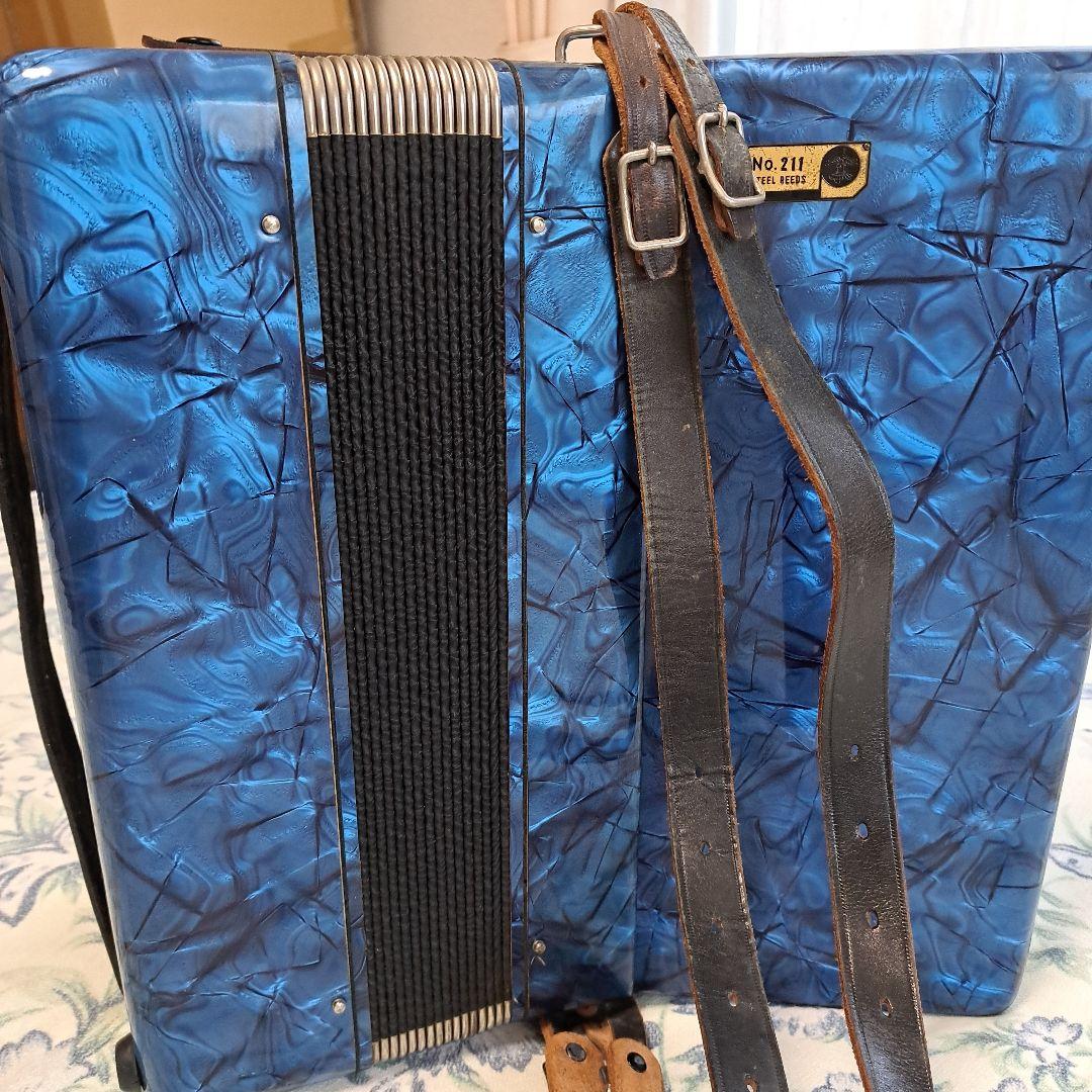 Tombo アコーディオン 30鍵 ケース付