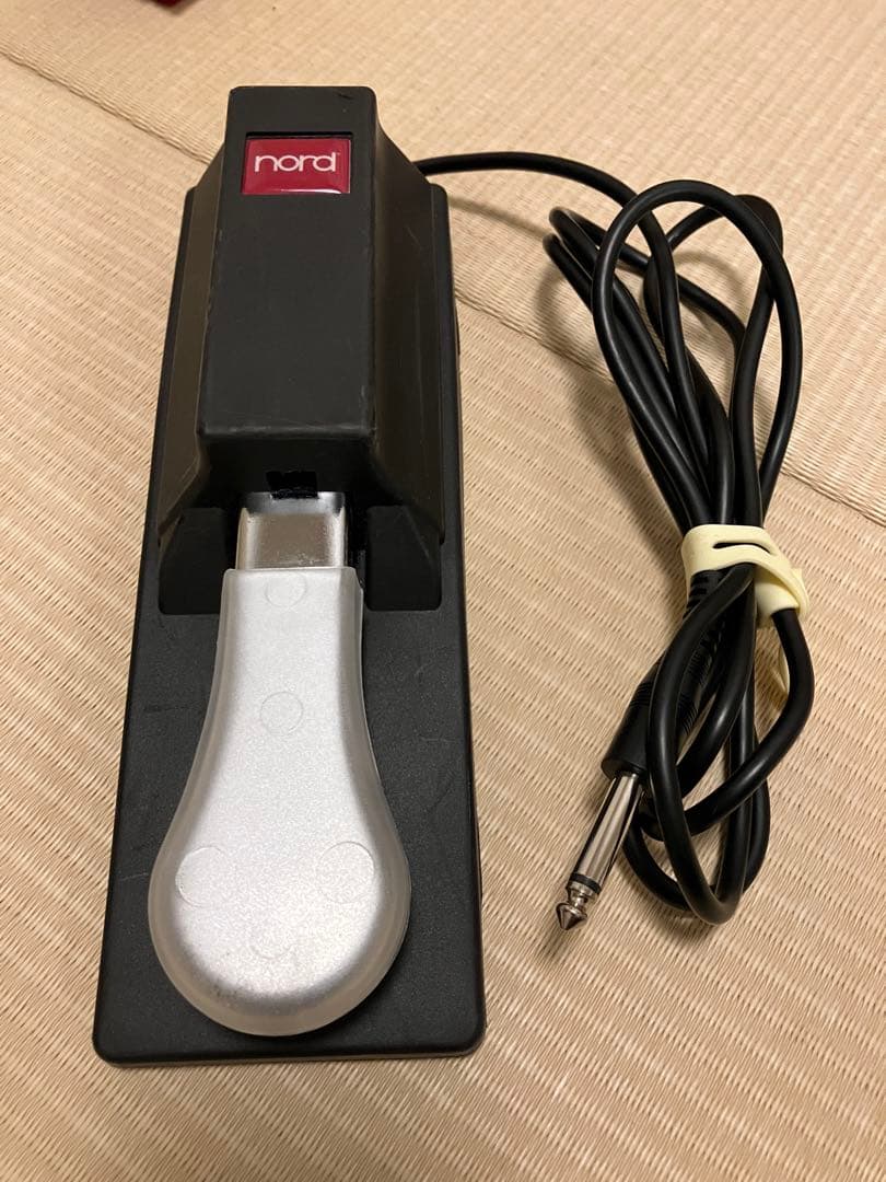 nord electro 5 HP（純正ケース付）