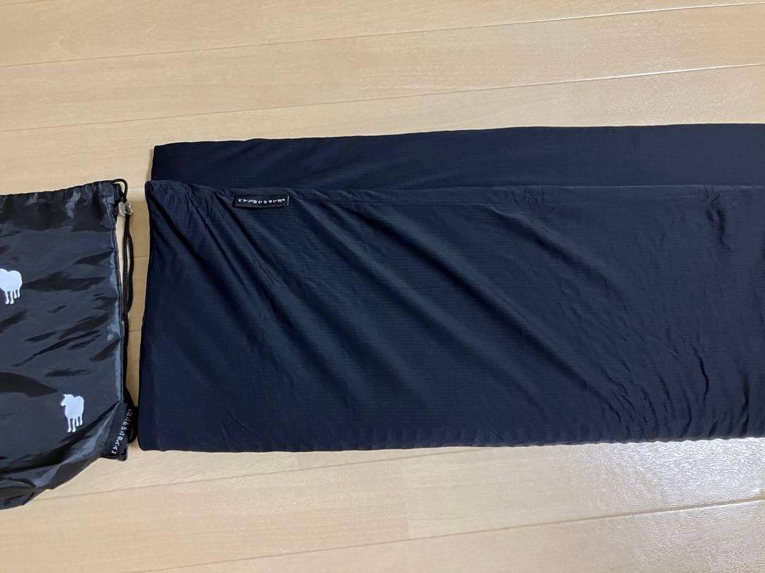 ヒツジのいらない枕 フリースタイル　美品　収納袋付き。定価¥14,800(税込)