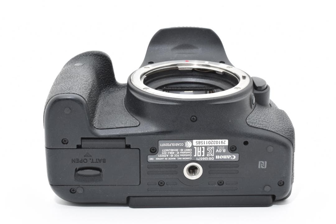 ■美品■Canon キヤノン Kiss x8i ダブルズームレンズキット