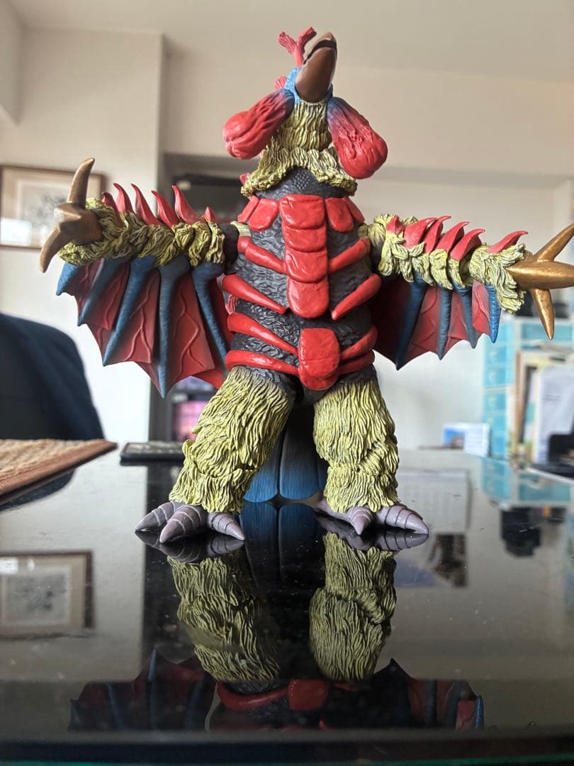 ウルトラマン怪獣フィギュア 約15cm