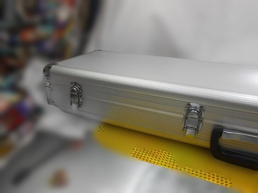 新品未使用(送料無料)13.000円　沖縄三線専用　R一丁入アルミハードケース