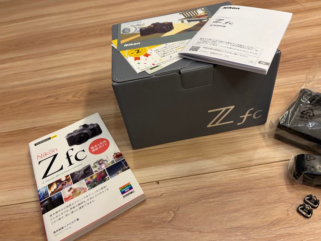 Nikon Zfc シルバーボディ