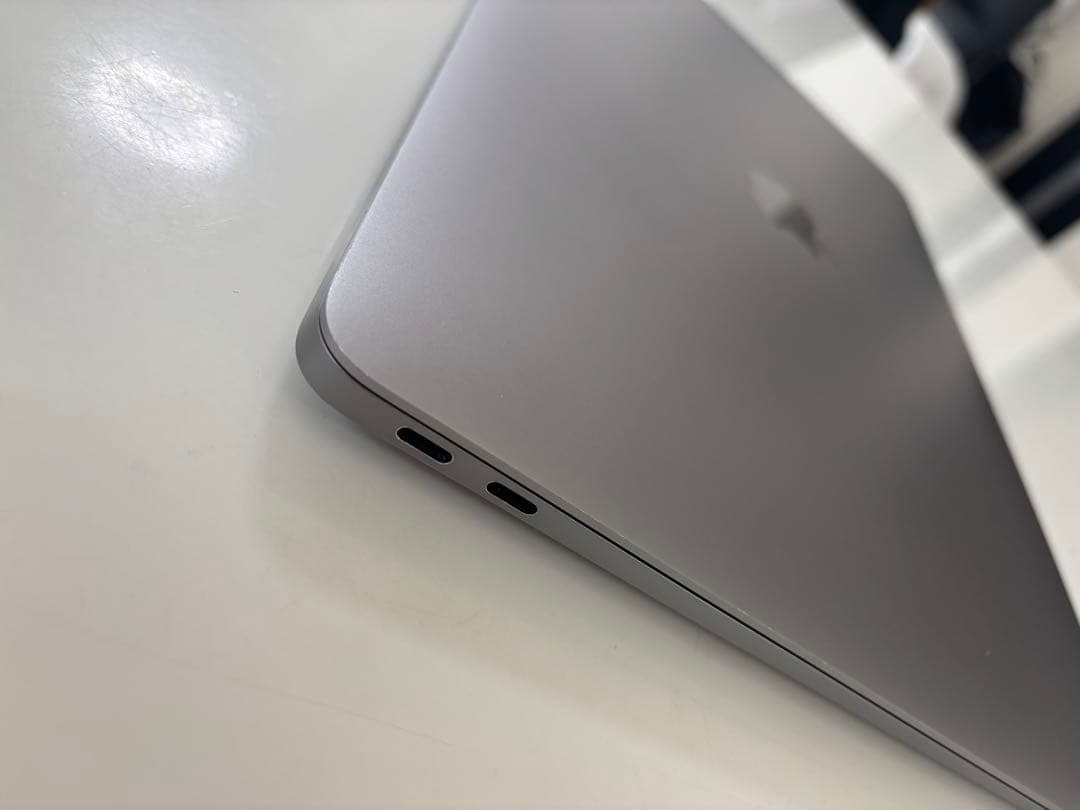超美品 Apple MacBook Air 室内使用 8GB 256GB 箱あり