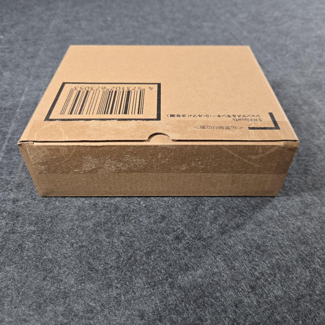 TAMASHII NATIONS-ワンピース-シャンクス&モンキー·D·ルフィ