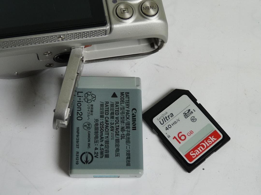 美品　Canon SX730 HS コンパクトデジタルカメラ すぐに使えるセット