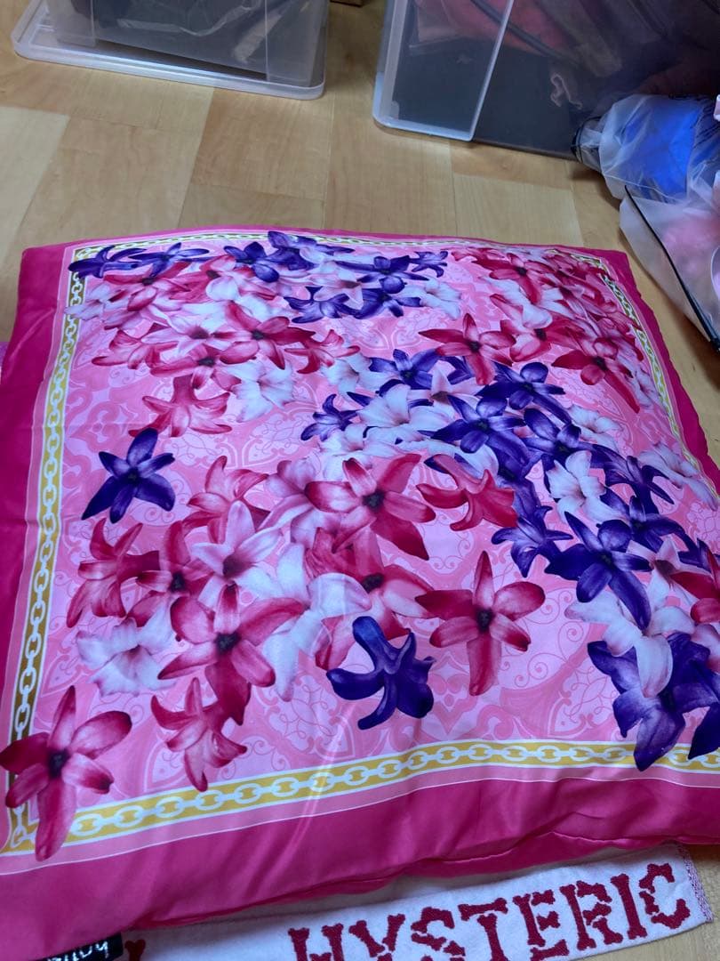 Redy エレガントフラワー クッション 60×60