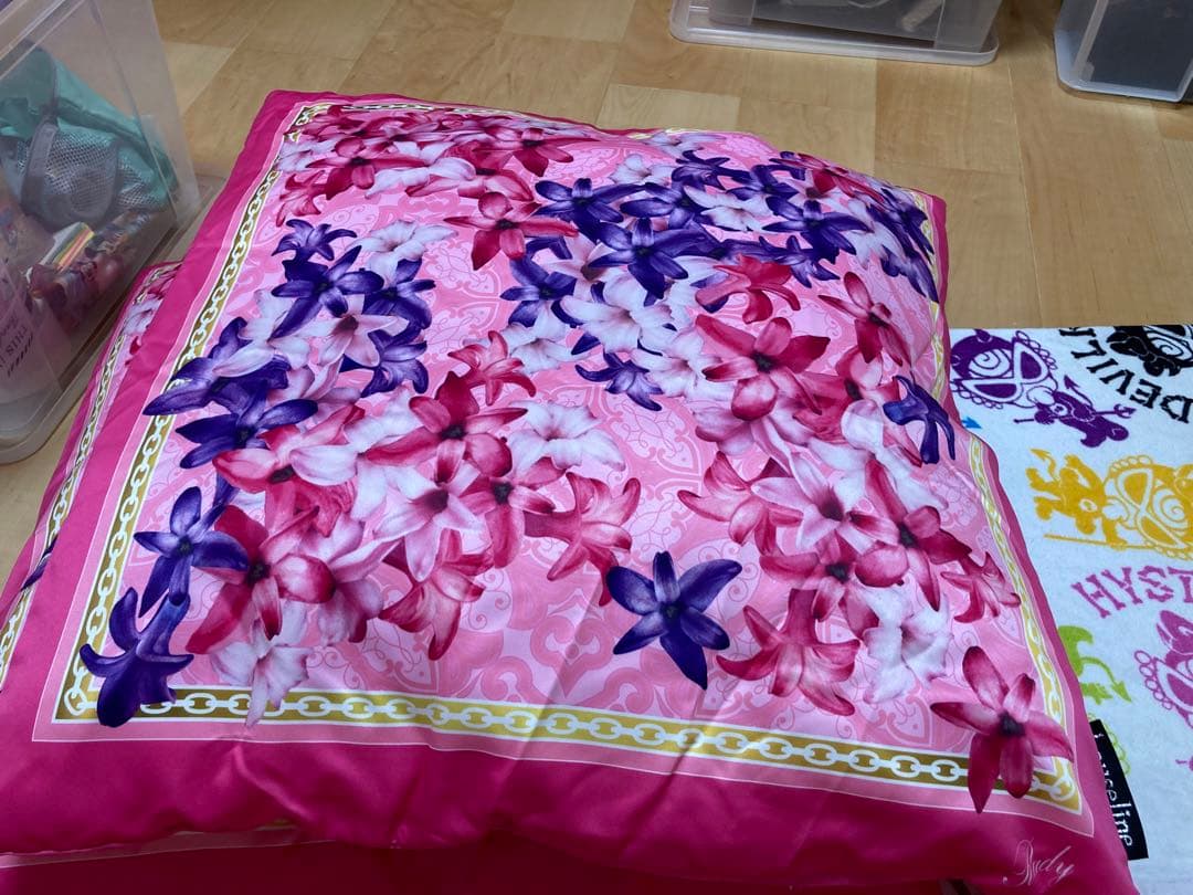 Redy エレガントフラワー クッション 60×60