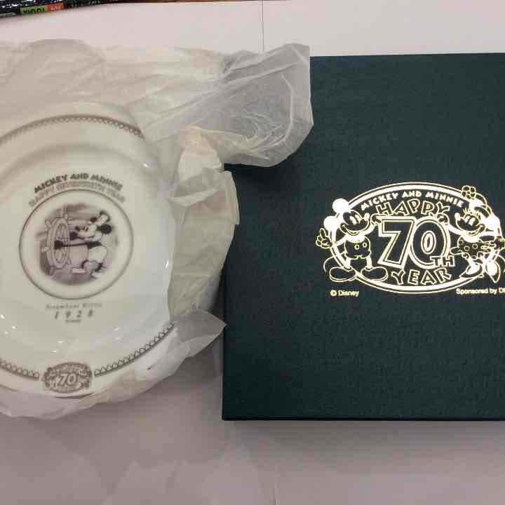 ミッキー&ミニー 70周年記念限定プレート（ディズニー）