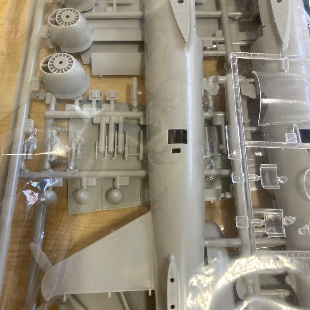 ハセガワ　G8N1 RITA 連山　1/72