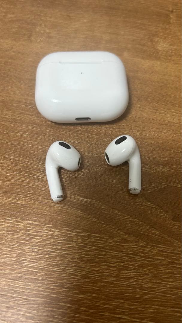 値下げ Apple AirPods 第3世代（正規品）
