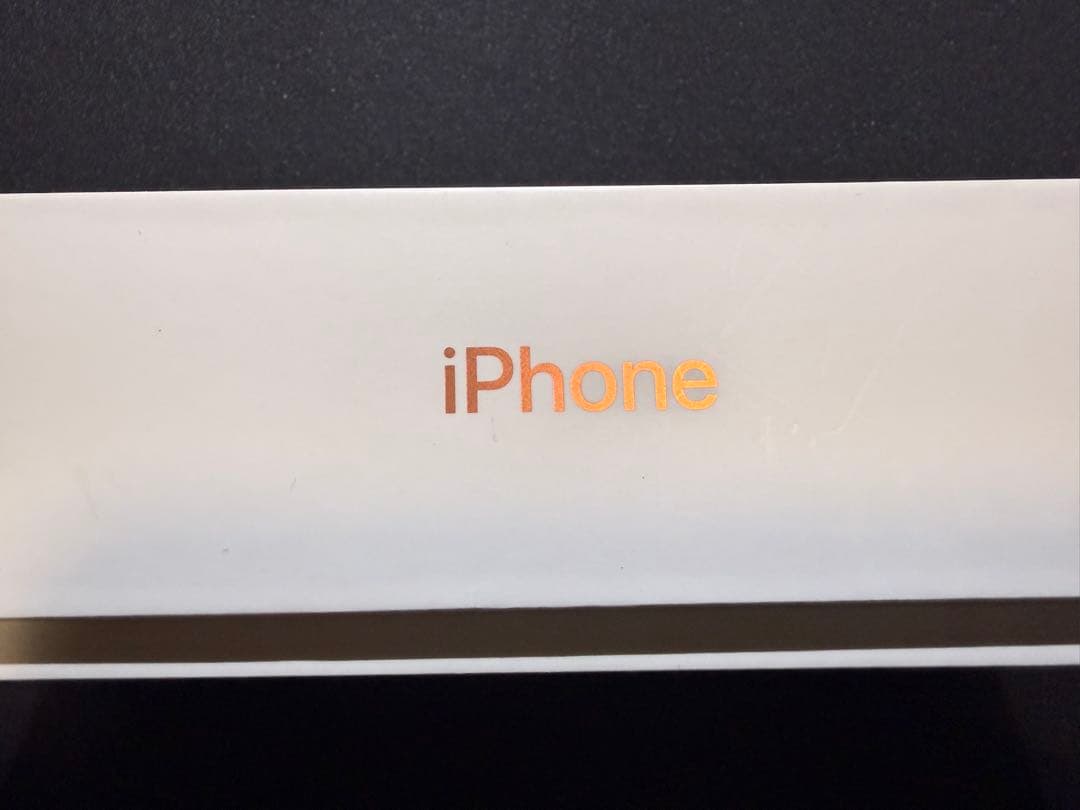 Apple iPhone XR (PRODUCT(RED)) 本体　^_−☆