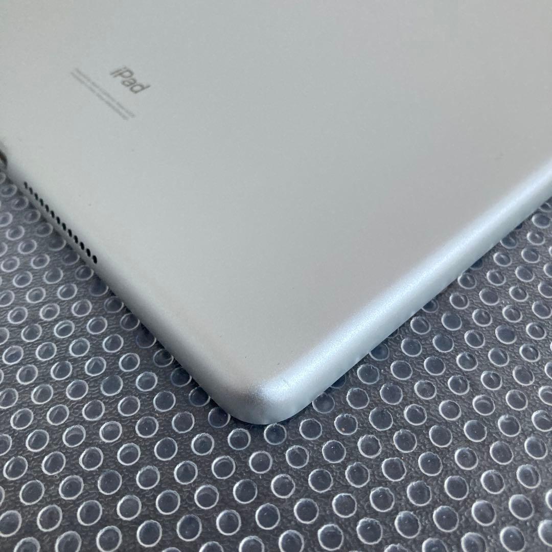 555【早い者勝ち】iPad8 第8世代 32GB WIFIモデル☆