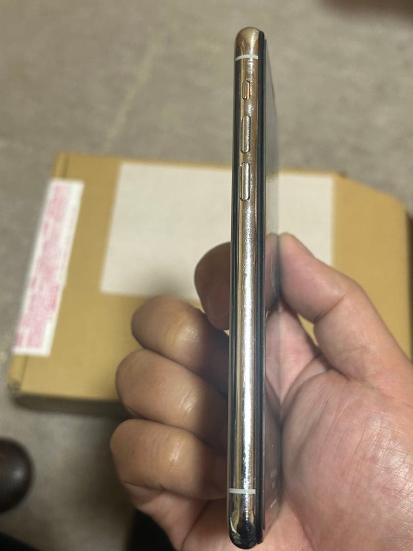 Apple iPhone 11 Pro シルバー 本体