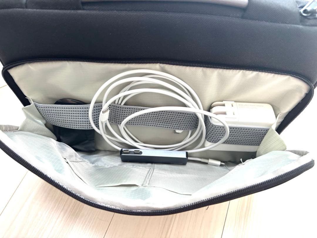 【Pon】 M1 MacBook Pro + Magic Mouse 2