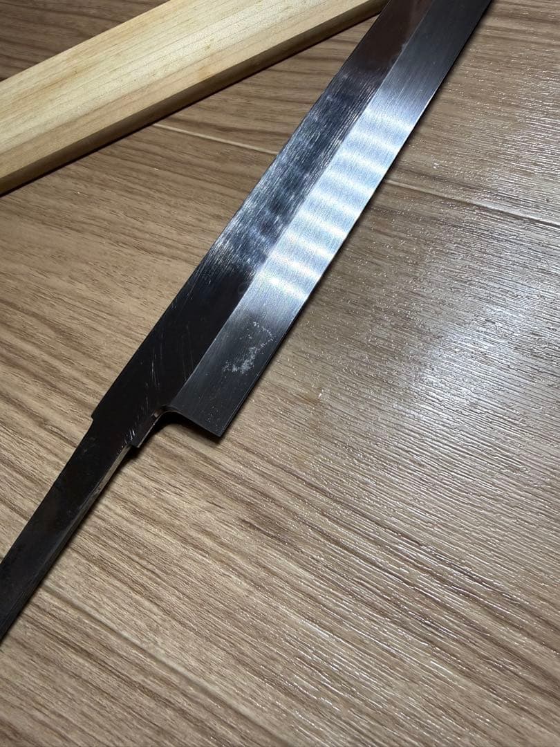 池田美和　柳刃包丁　白一　水本焼　刃渡り　尺一　波紋素晴らしい　鞘付き　柄がない