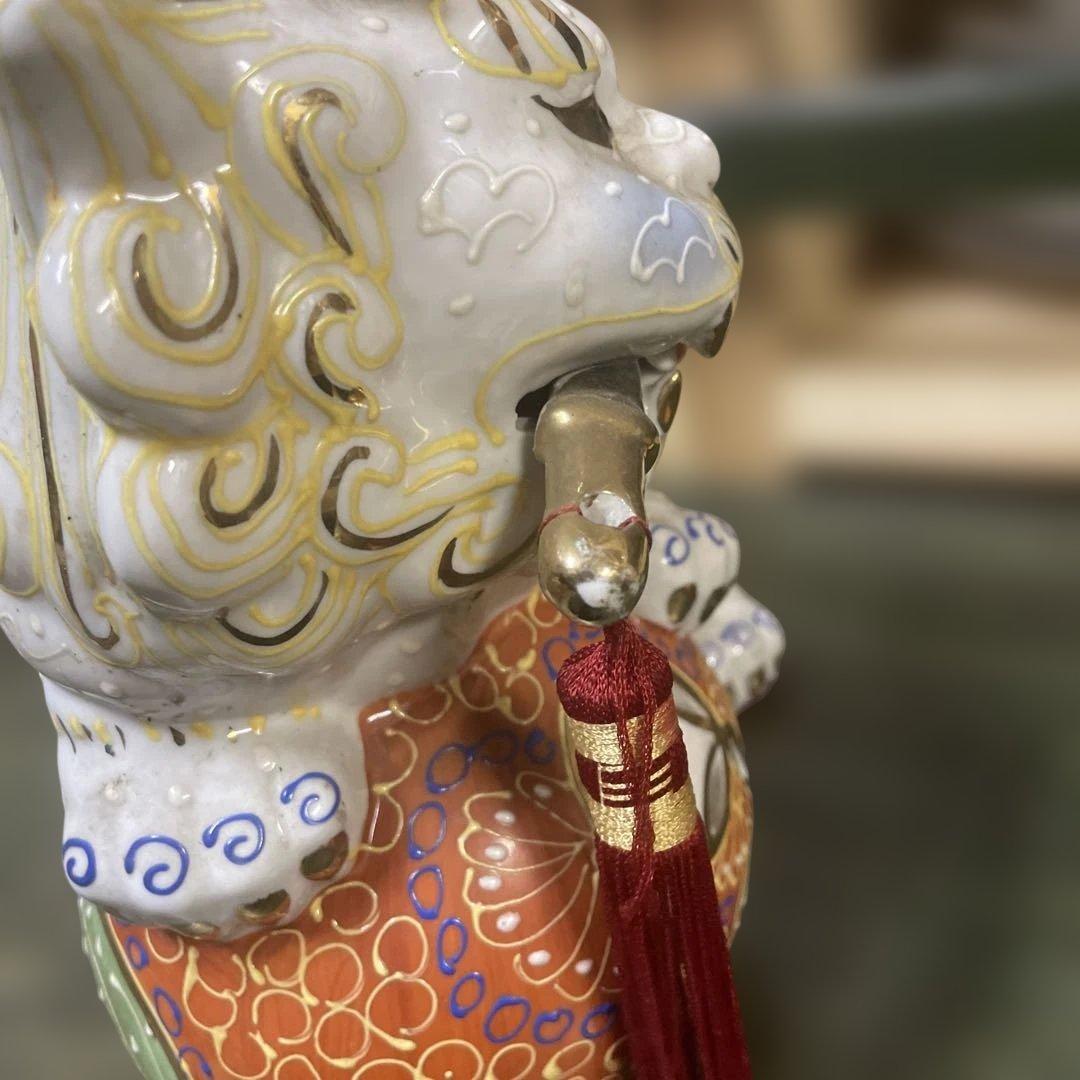 玉乗り獅子　ホワイトベース　刀を咥えた獅子　昭和アンティーク　骨董