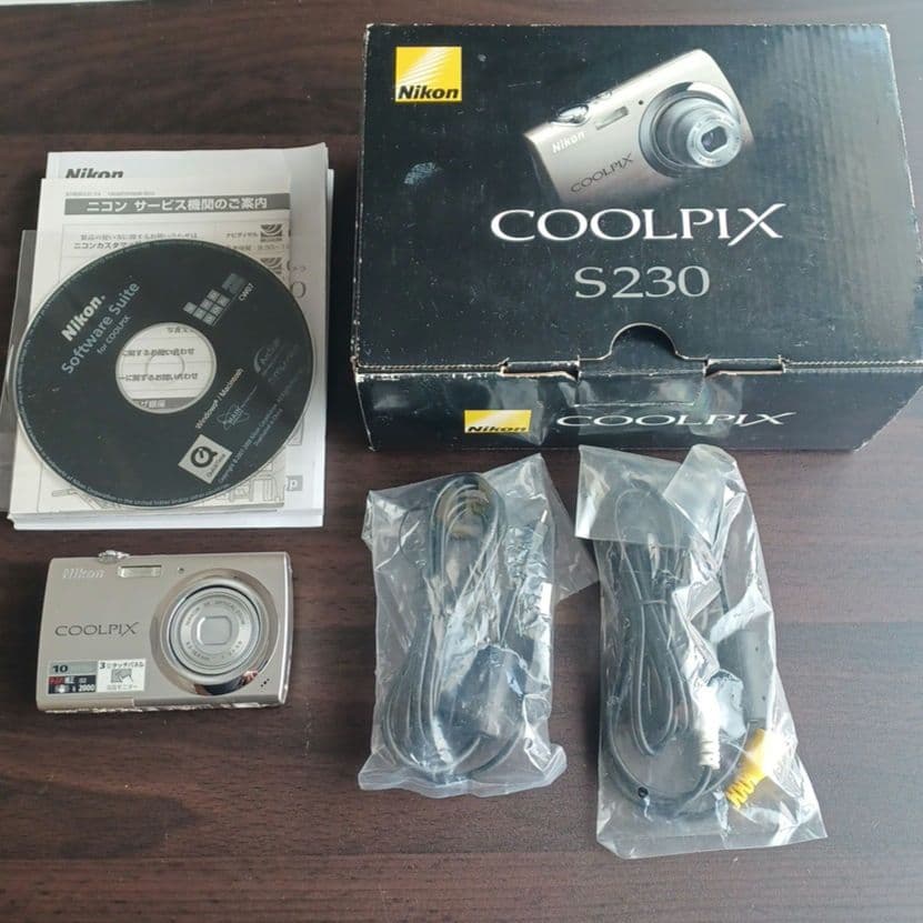 Nikon COOLPIX S230 コンパクトデジタルカメラ