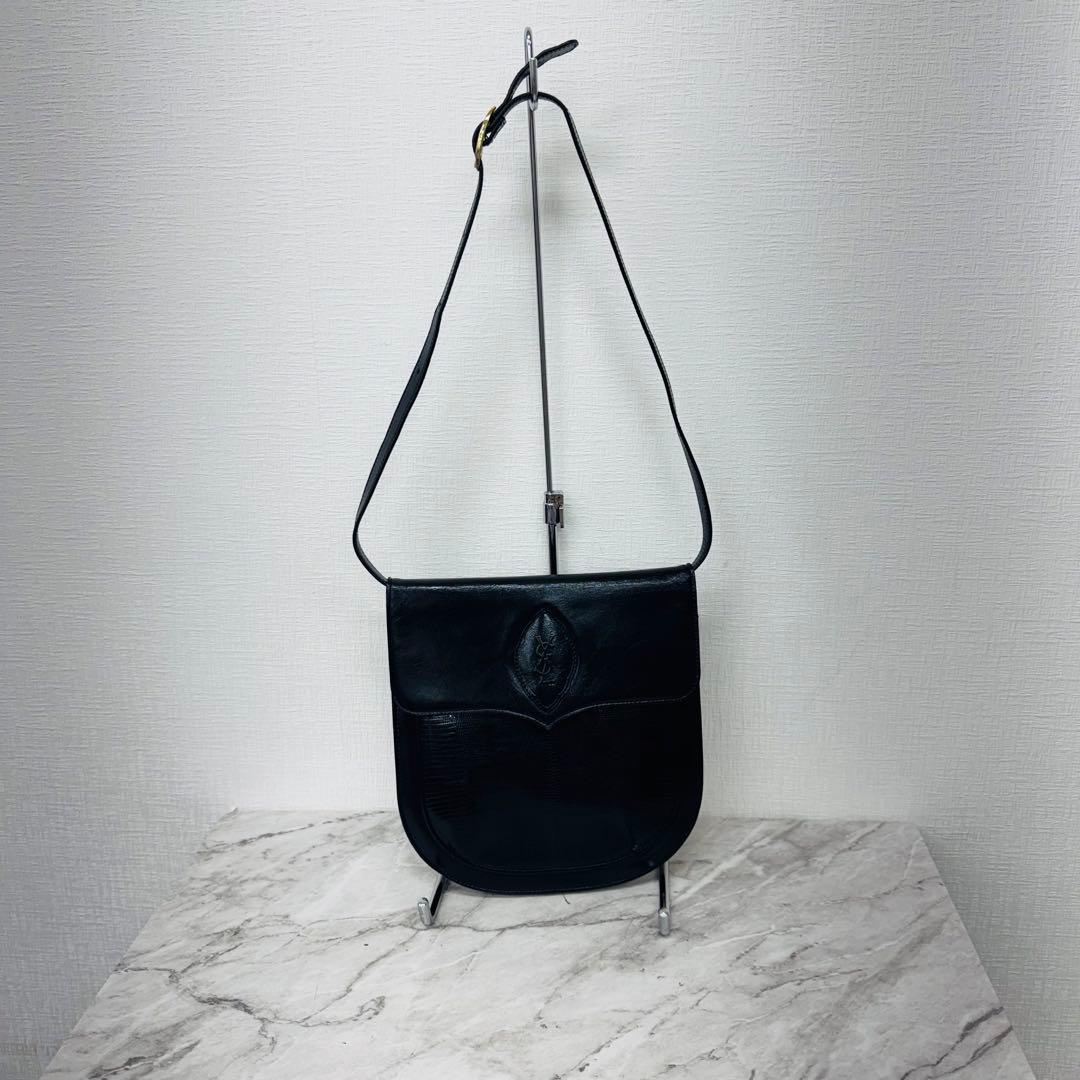 ✨YVES SAINT LAURENT✨レザー✨ネイビー✨ショルダーバッグ✨