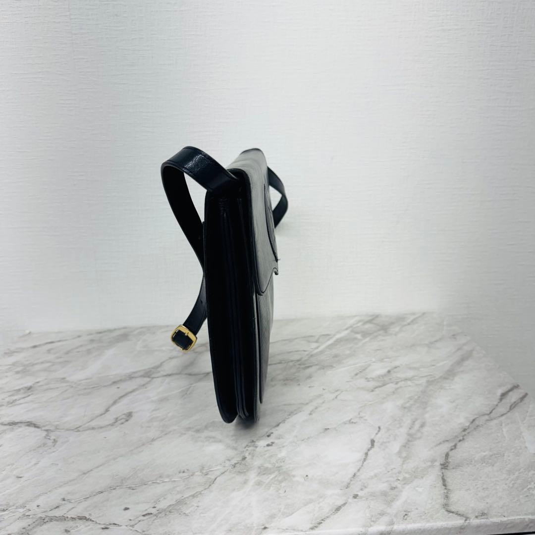 ✨YVES SAINT LAURENT✨レザー✨ネイビー✨ショルダーバッグ✨