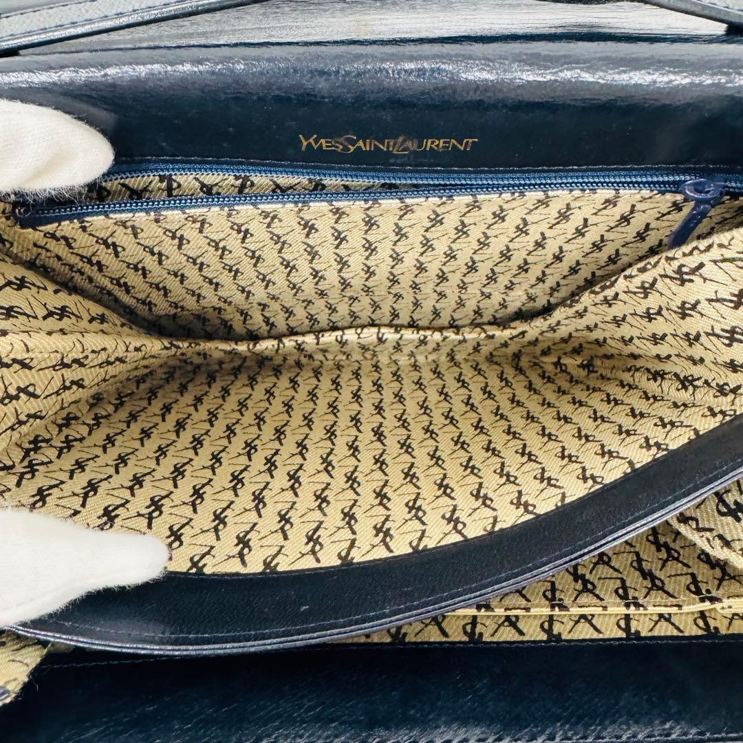 ✨YVES SAINT LAURENT✨レザー✨ネイビー✨ショルダーバッグ✨