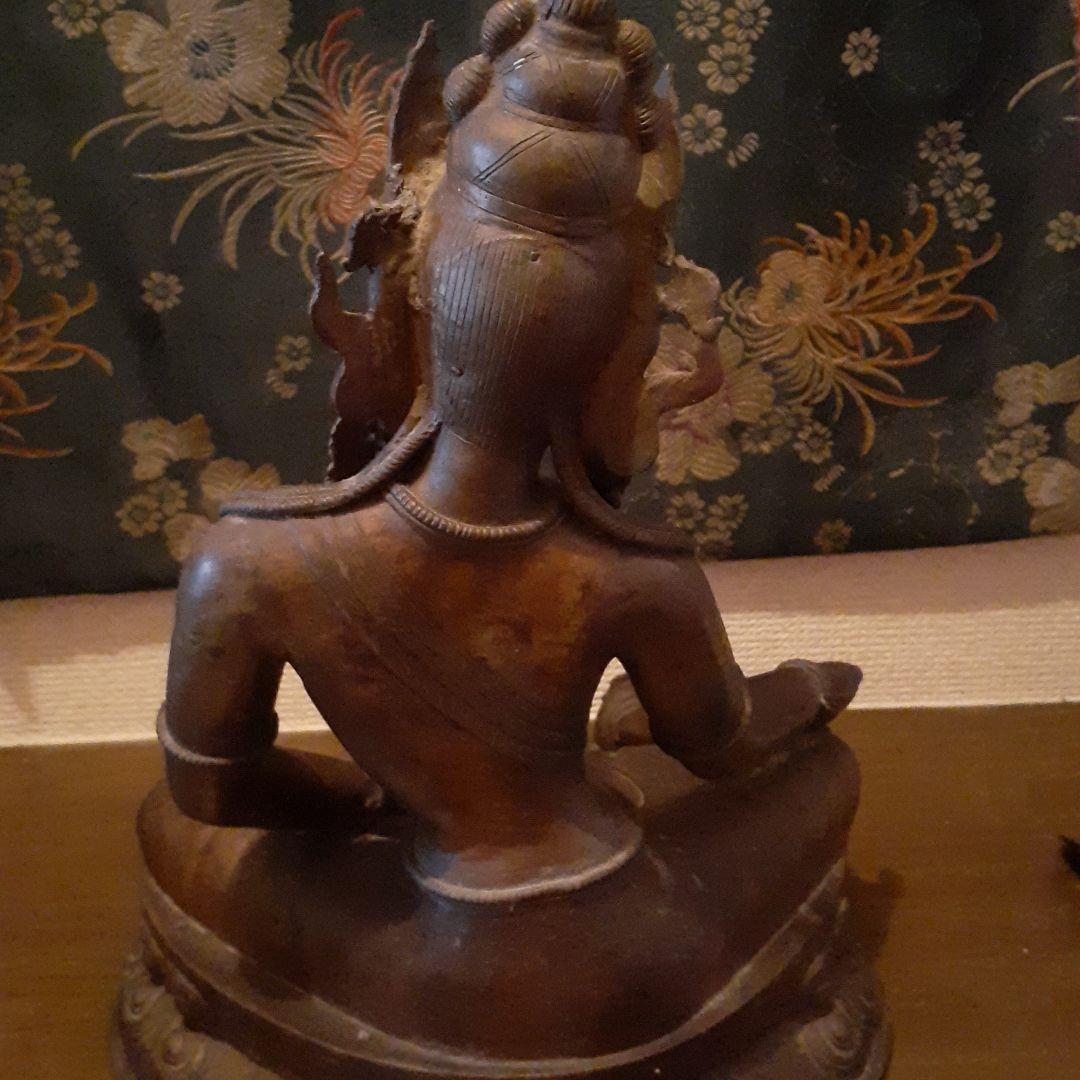 ネパールの仏像