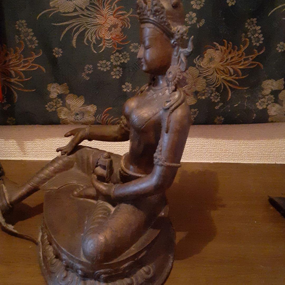 ネパールの仏像