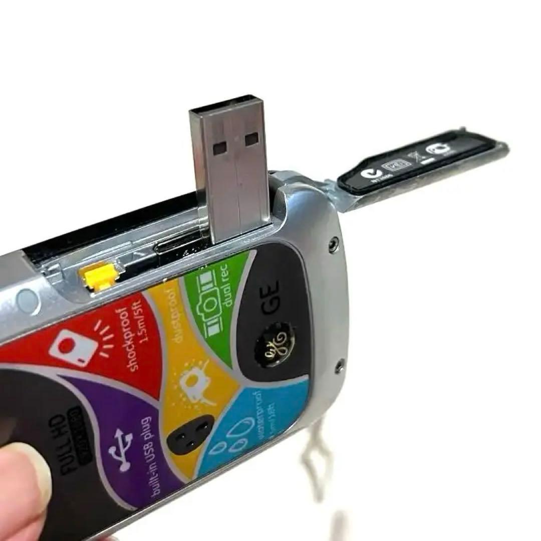 完動品 GE DV1 デジタルHDビデオカメラ ブルー 防水 動作確認済み SD