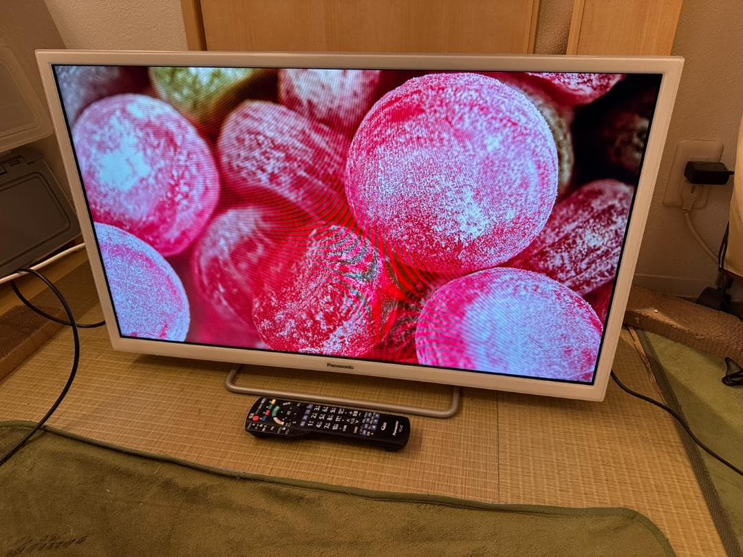 スマートテレビ！パナソニック　32型　TH-32ES500　20年製　映り綺麗