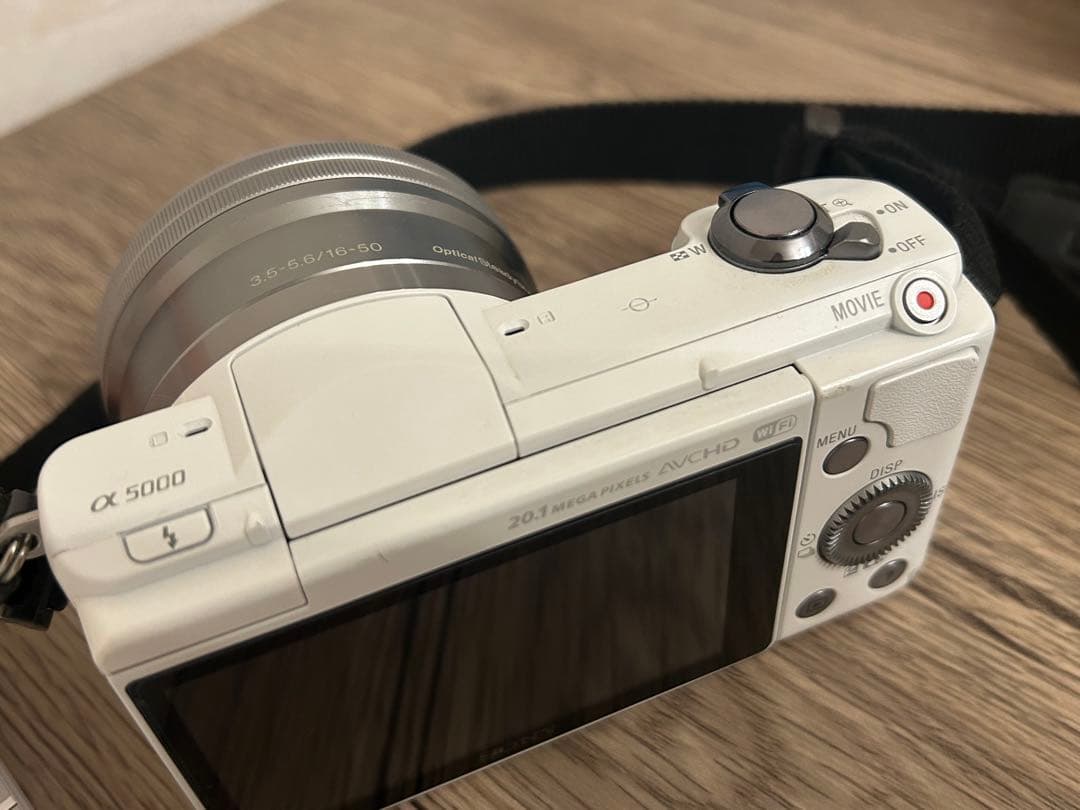 SONY α5000 ミラーレスカメラ