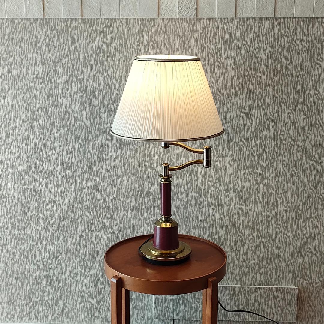 池田製作所　テーブルランプ　支柱レザー張り　 スイングアーム