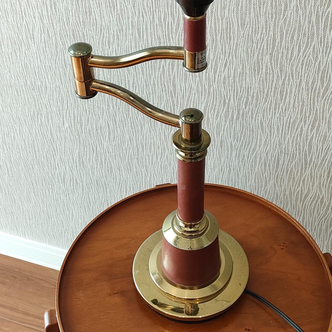 池田製作所　テーブルランプ　支柱レザー張り　 スイングアーム