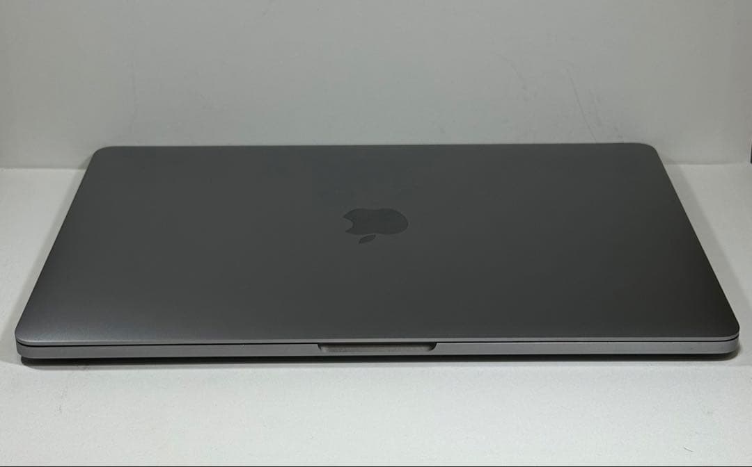 Apple MacBook Pro 13（2018 ?） ジャンク品