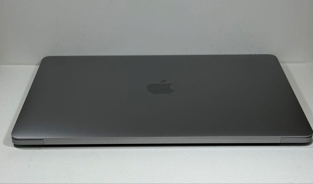 Apple MacBook Pro 13（2018 ?） ジャンク品
