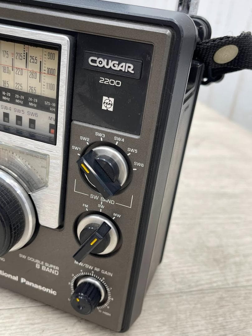 ナショナル クーガー RF-2200 8バンド 動作確認済 ショルダーベルト