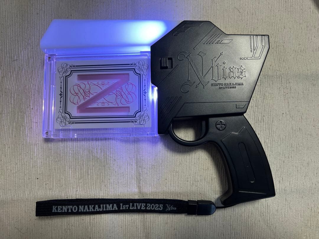 中島健人　ペンライト　ピカレスクの銃口