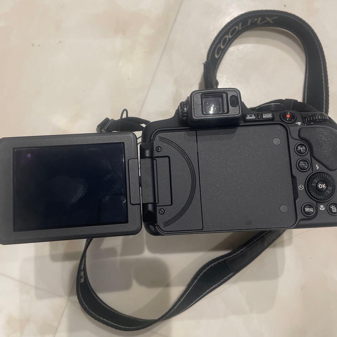 Nikon Coolpix P610・電池パックなし