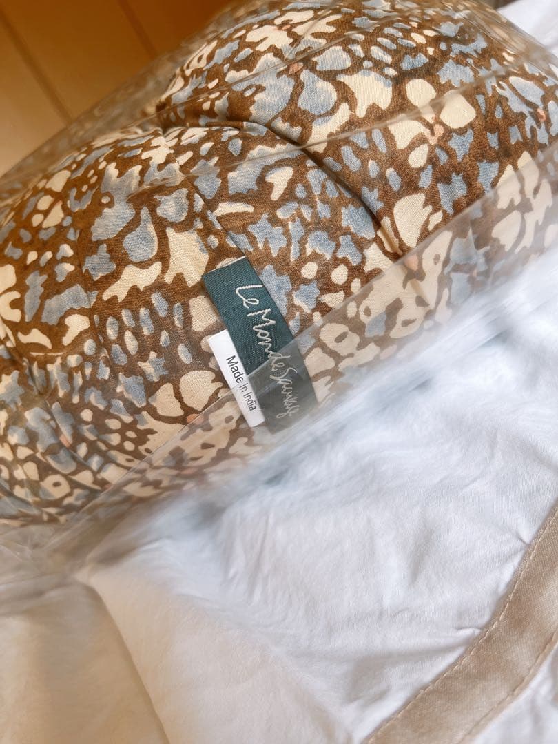 Le Monde sauvage TOTORO クッション CUBA 40cm