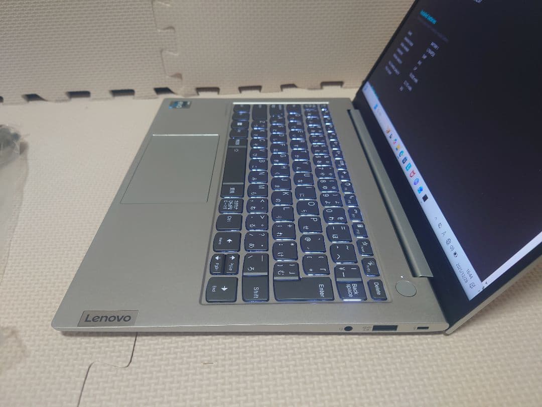 レノボ Thinkbook 13s Gen4/i7-1260P/16・512G